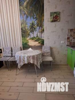 Студия квартира, посуточно, 27м2, 6/18 этаж