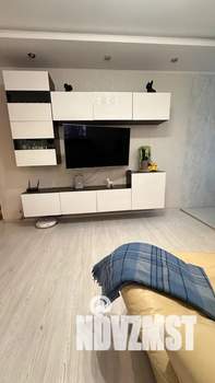 Студия квартира, посуточно, 44м2, 3/17 этаж