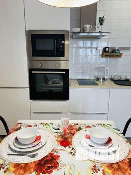 Студия квартира, посуточно, 35м2, 11/17 этаж