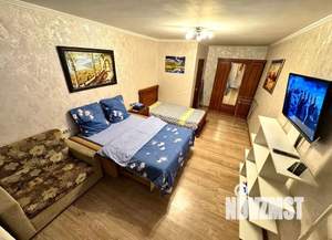 1-к квартира, посуточно, 42м2, 1/1 этаж