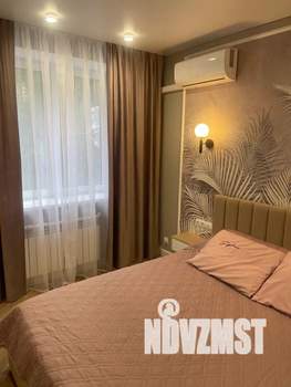 1-к квартира, посуточно, 35м2, 3/9 этаж