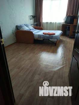 2-к квартира, посуточно, 55м2, 1/1 этаж