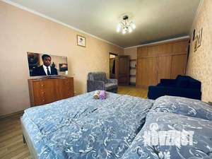 1-к квартира, посуточно, 43м2, 1/1 этаж