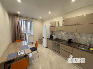 1-к квартира, посуточно, 40м2, 7/17 этаж