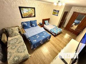 1-к квартира, посуточно, 42м2, 1/1 этаж