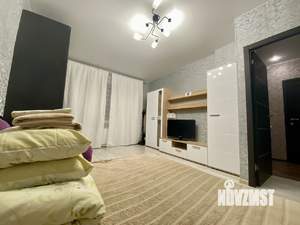 1-к квартира, посуточно, 40м2, 2/9 этаж