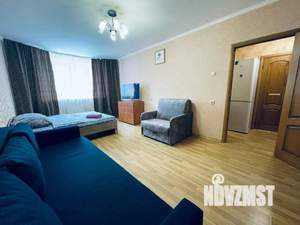 1-к квартира, посуточно, 43м2, 1/1 этаж