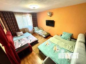 2-к квартира, посуточно, 60м2, 1/1 этаж