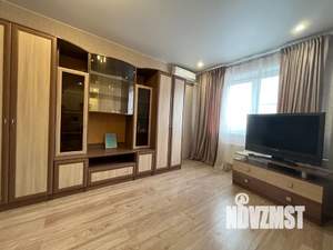Студия квартира, посуточно, 35м2, 9/17 этаж