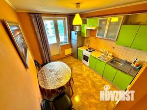 1-к квартира, посуточно, 42м2, 6/9 этаж