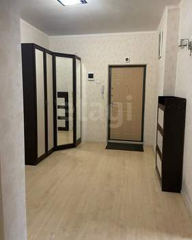 2-к квартира, на длительный срок, 70м2, 1/3 этаж
