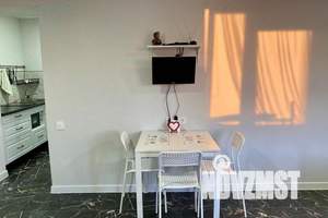 1-к квартира, посуточно, 42м2, 1/2 этаж