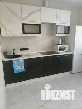 1-к квартира, посуточно, 39м2, 3/3 этаж