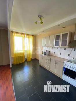 Студия квартира, на длительный срок, 45м2, 17/18 этаж