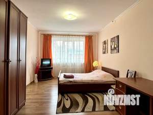 1-к квартира, посуточно, 42м2, 1/1 этаж