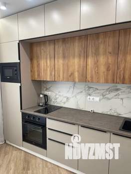 1-к квартира, посуточно, 35м2, 3/9 этаж