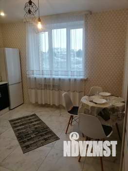 1-к квартира, посуточно, 39м2, 3/3 этаж