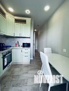 1-к квартира, посуточно, 37м2, 1/1 этаж