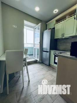 1-к квартира, посуточно, 37м2, 1/1 этаж