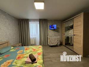 2-к квартира, посуточно, 47м2, 1/1 этаж