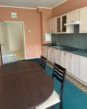 2-к квартира, на длительный срок, 70м2, 1/3 этаж