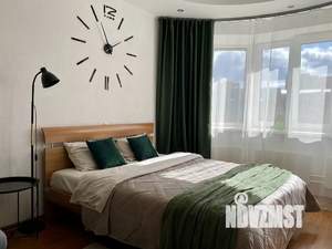 1-к квартира, посуточно, 42м2, 4/10 этаж