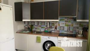 1-к квартира, посуточно, 40м2, 1/4 этаж