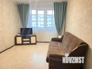 1-к квартира, посуточно, 37м2, 6/9 этаж