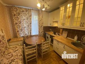 1-к квартира, посуточно, 35м2, 1/9 этаж