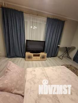 1-к квартира, посуточно, 42м2, 3/17 этаж