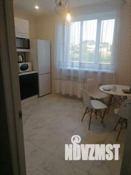 1-к квартира, посуточно, 39м2, 3/3 этаж