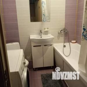 Студия квартира, посуточно, 27м2, 6/18 этаж