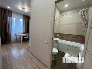 Студия квартира, посуточно, 35м2, 9/17 этаж