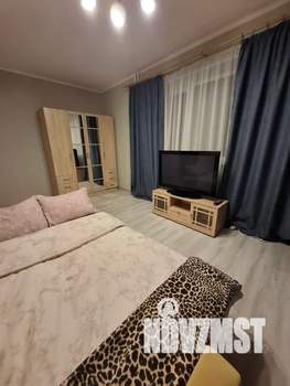 1-к квартира, посуточно, 42м2, 3/17 этаж