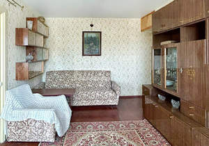 4-к квартира, вторичка, 68м2, 9/9 этаж