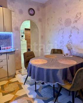 2-к квартира, вторичка, 68м2, 1/3 этаж