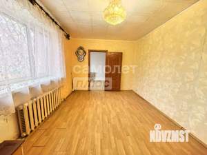 3-к квартира, вторичка, 60м2, 1/9 этаж