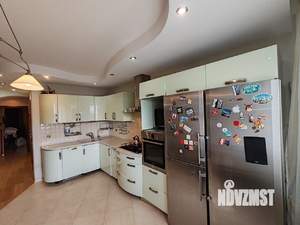 3-к квартира, вторичка, 102м2, 8/9 этаж