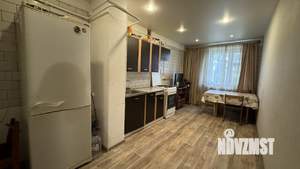 4-к квартира, вторичка, 82м2, 2/5 этаж