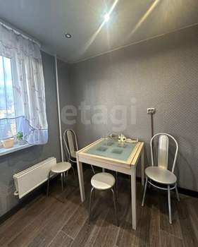 3-к квартира, вторичка, 65м2, 8/9 этаж