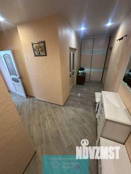 2-к квартира, вторичка, 68м2, 1/4 этаж