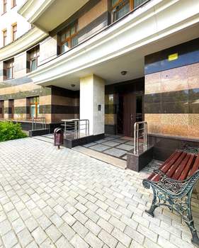 3-к квартира, вторичка, 109м2, 9/9 этаж
