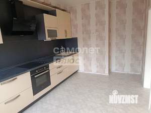 2-к квартира, вторичка, 67м2, 1/17 этаж