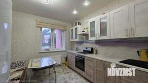 2-к квартира, вторичка, 58м2, 1/18 этаж