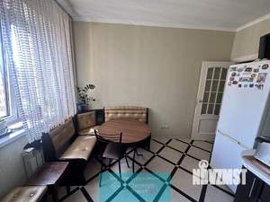 2-к квартира, вторичка, 65м2, 10/17 этаж