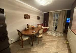 1-к квартира, вторичка, 61м2, 1/12 этаж