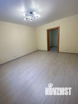 2-к квартира, вторичка, 58м2, 1/12 этаж