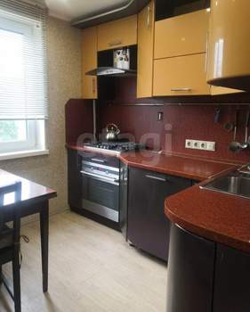 3-к квартира, вторичка, 72м2, 8/9 этаж