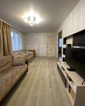 4-к квартира, вторичка, 60м2, 1/5 этаж