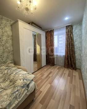 4-к квартира, вторичка, 74м2, 2/9 этаж